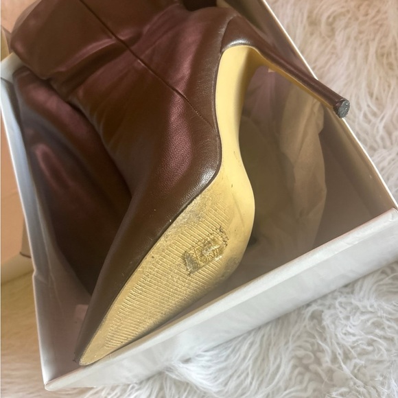 Brown boots - Picture 7 of 10